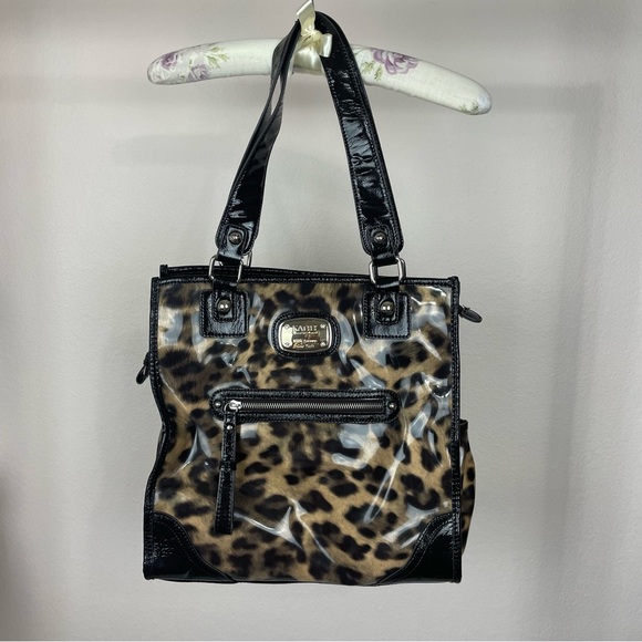 Kathy Van Zeeland Washed Nappa Swagger Satchel - Picture 1 of 13
